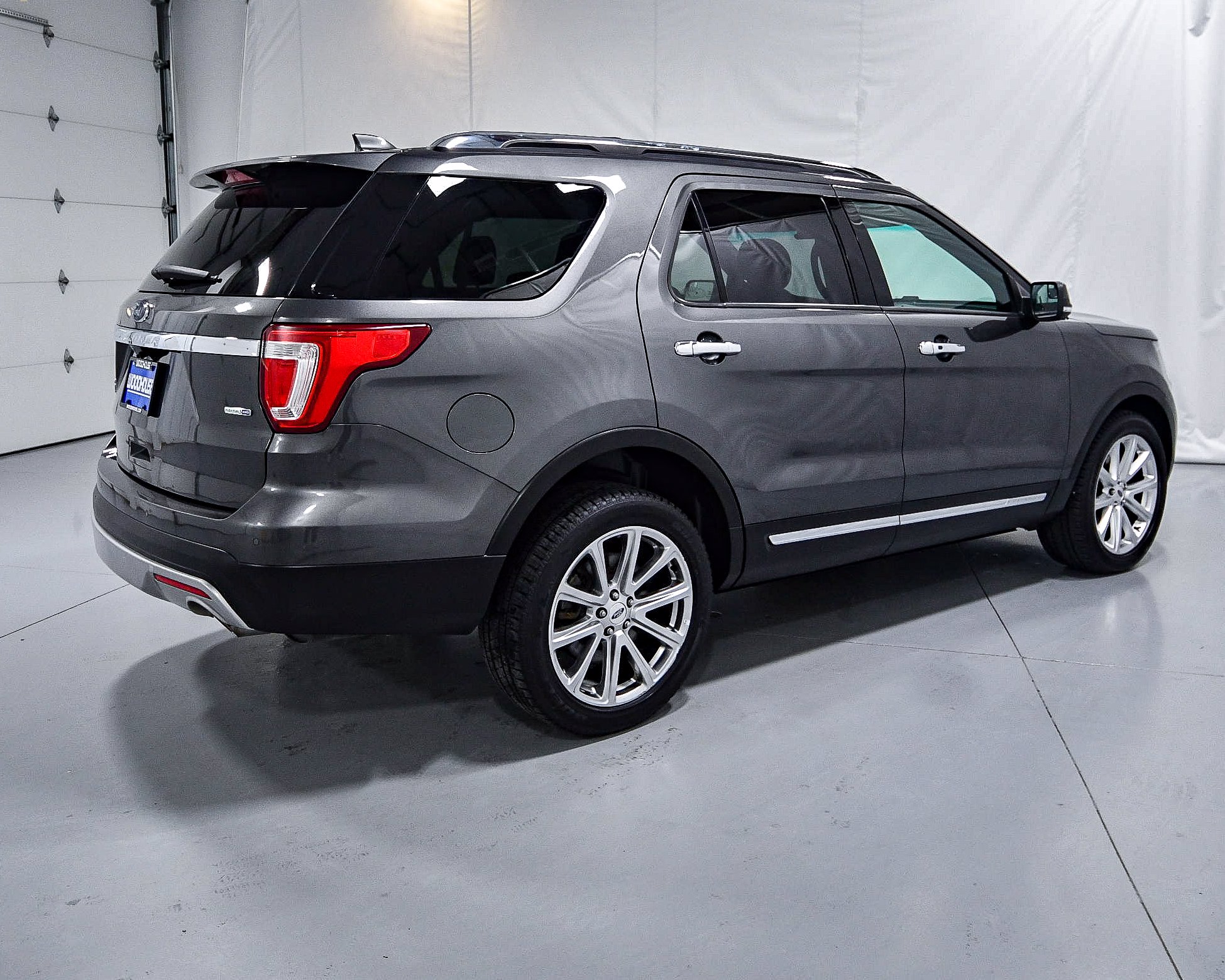 Pre-Owned 2016 Ford Explorer Limited 4WD Sport Utility