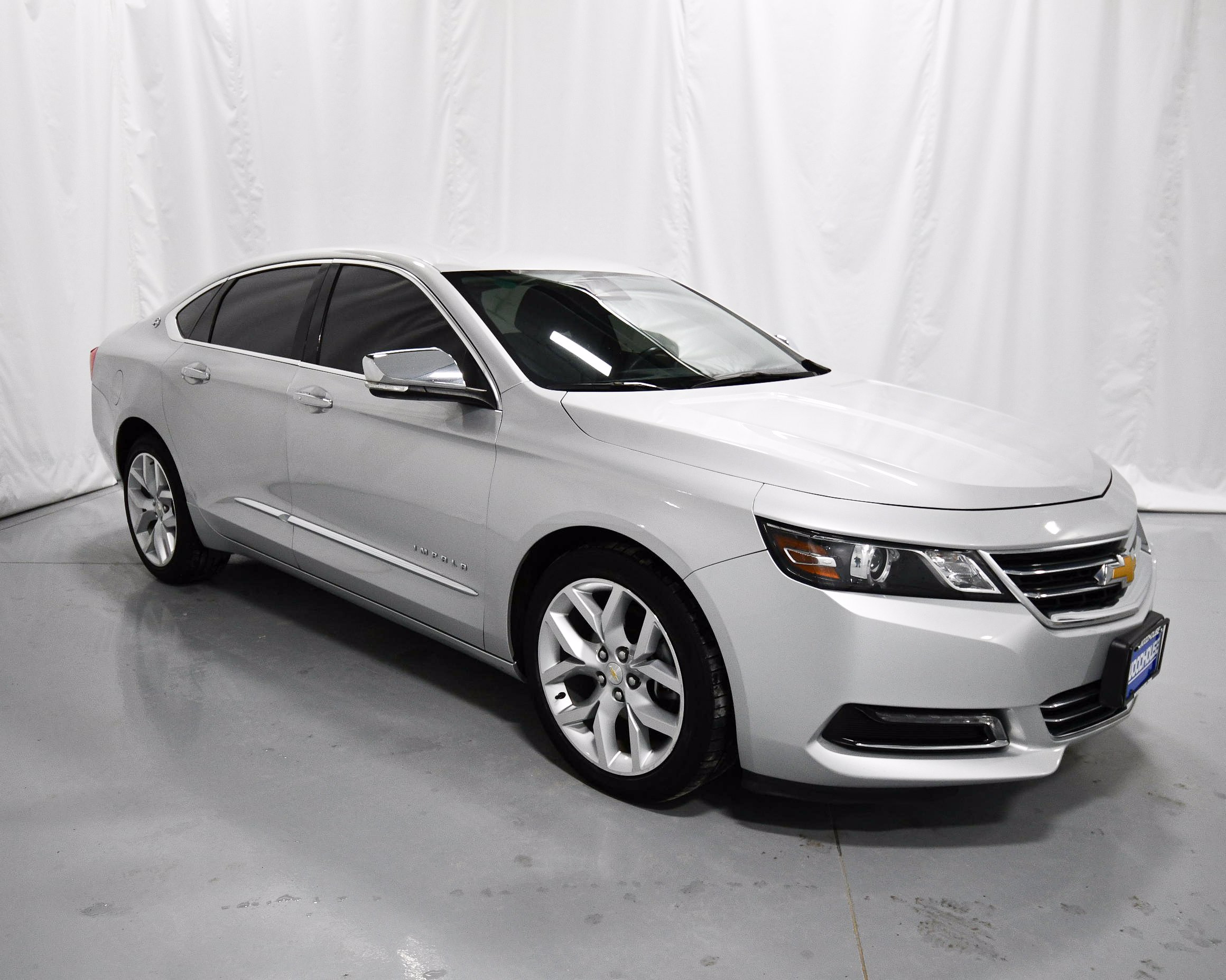 Pre-Owned 2017 Chevrolet Impala Premier FWD 4dr Car