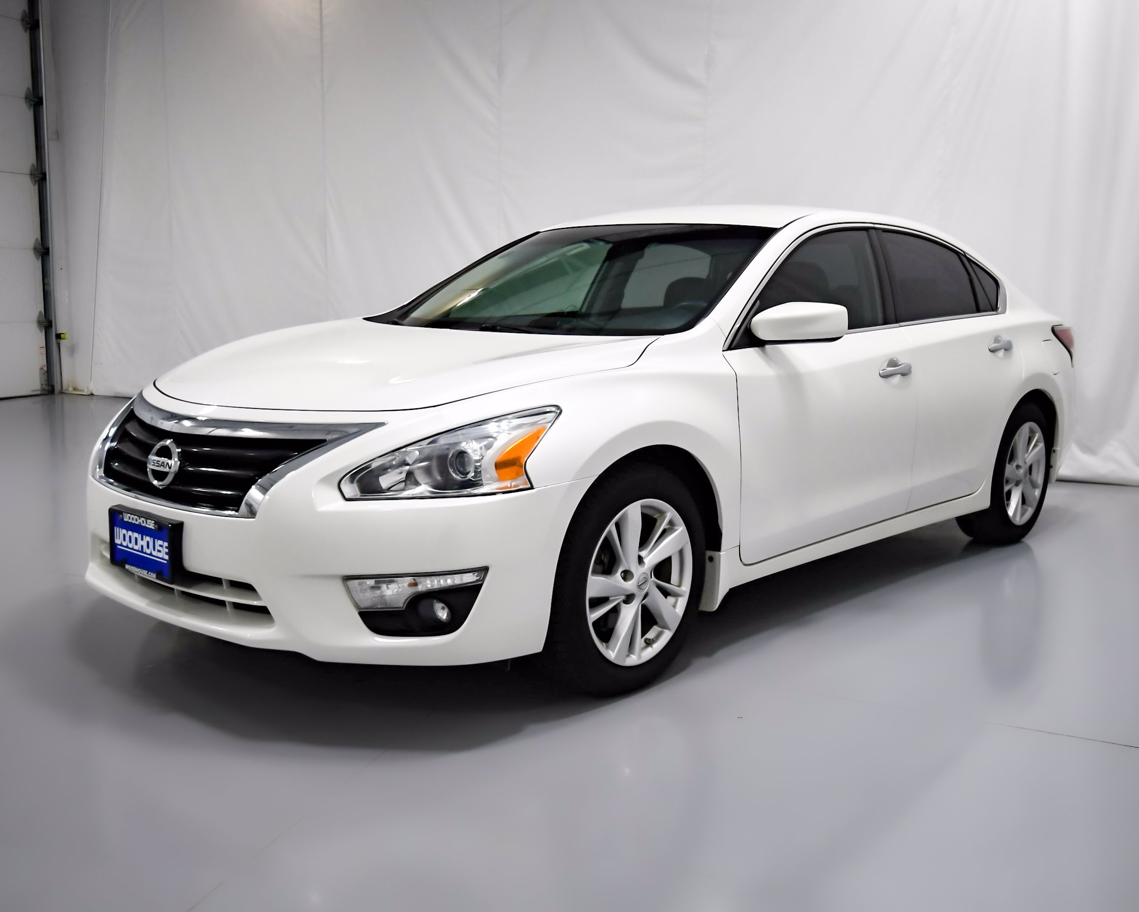 PreOwned 2015 Nissan Altima 2.5 SV FWD 4dr Car