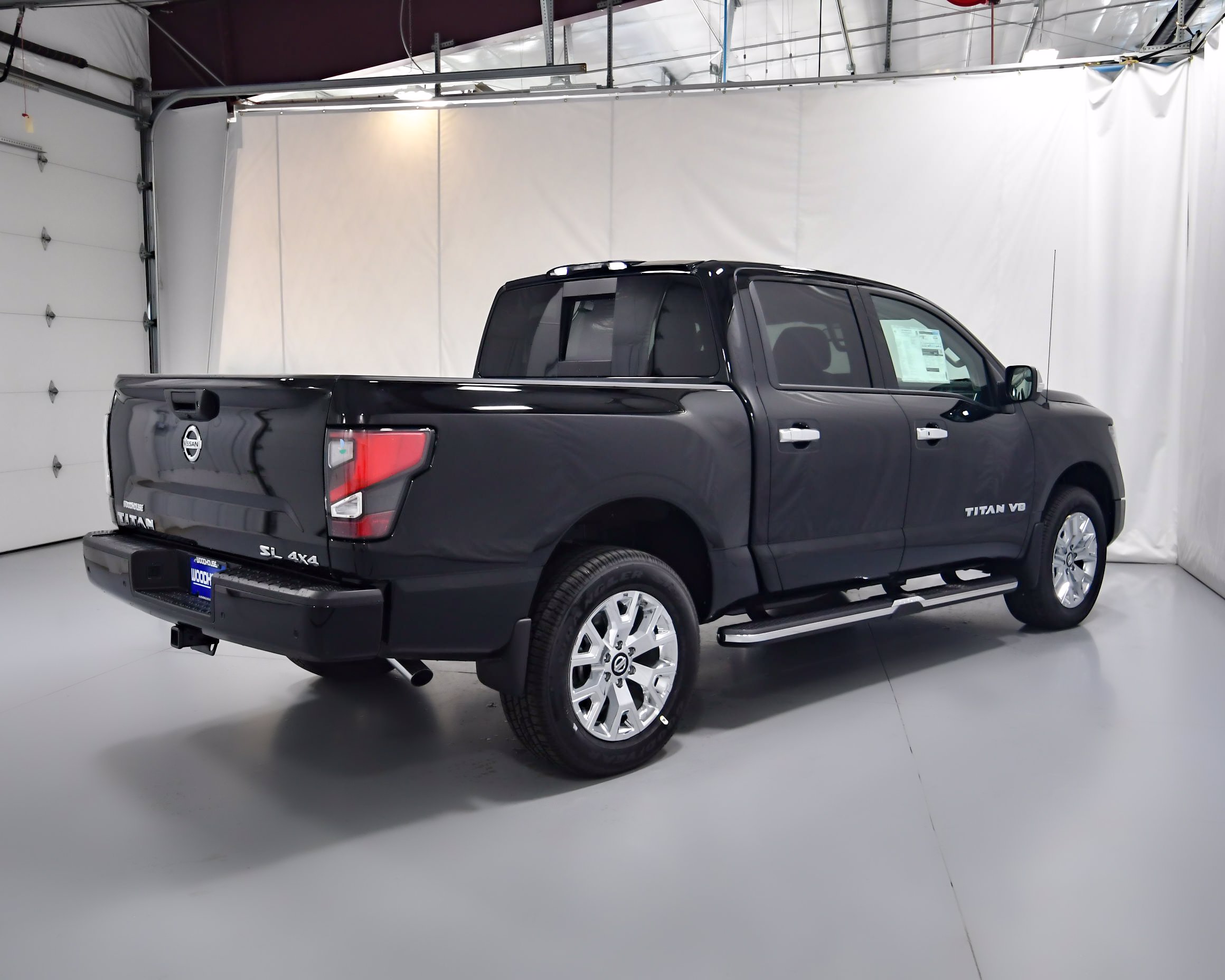 New 2020 Nissan Titan SL 4WD Crew Cab Pickup