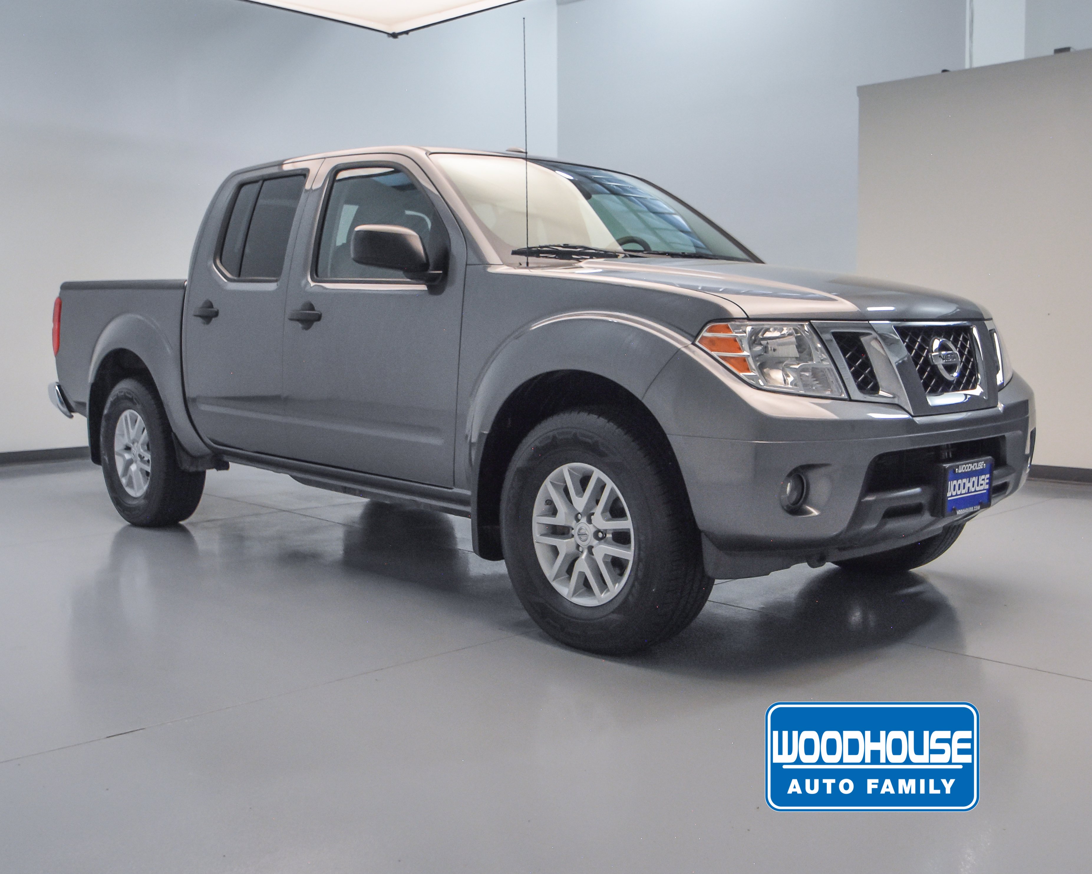 Certified Pre-Owned 2018 Nissan Frontier SV V6 4WD Crew Cab Pickup