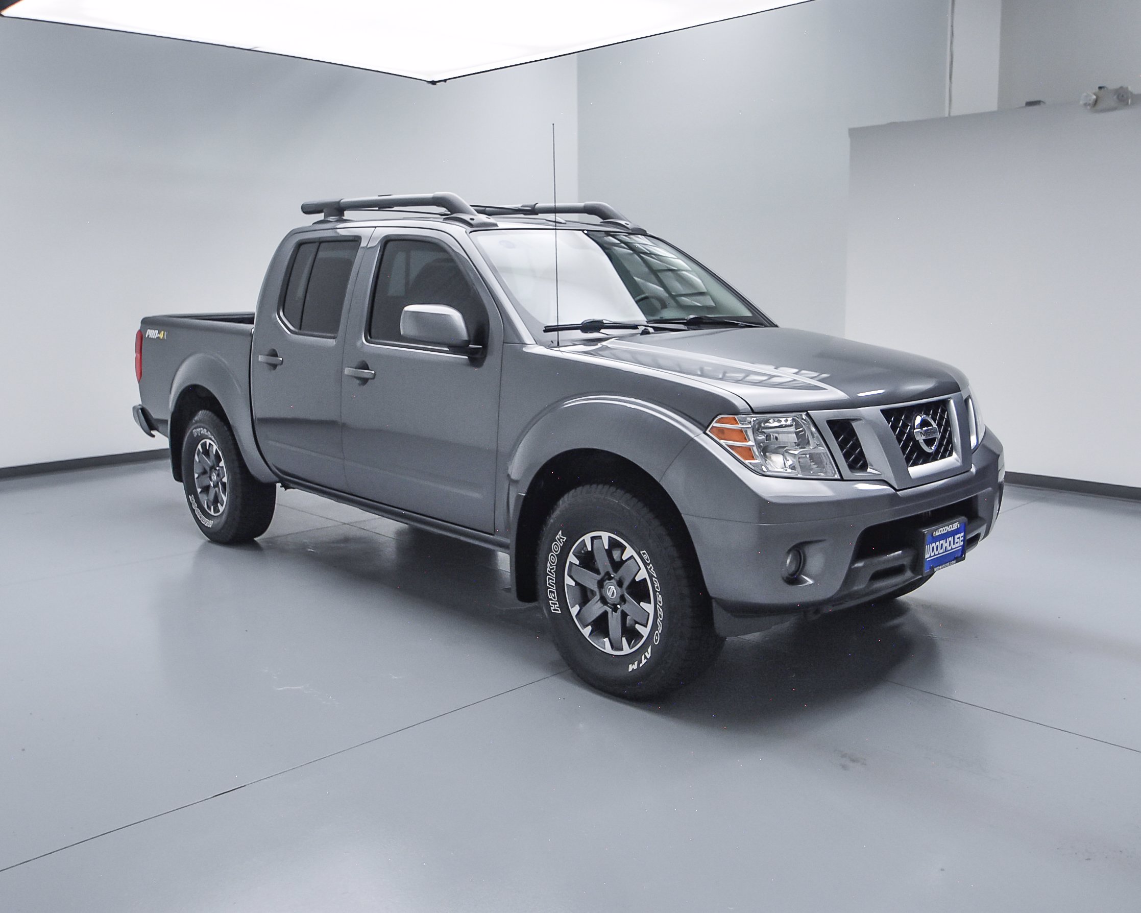 Pre-Owned 2017 Nissan Frontier PRO-4X 4WD Crew Cab Pickup